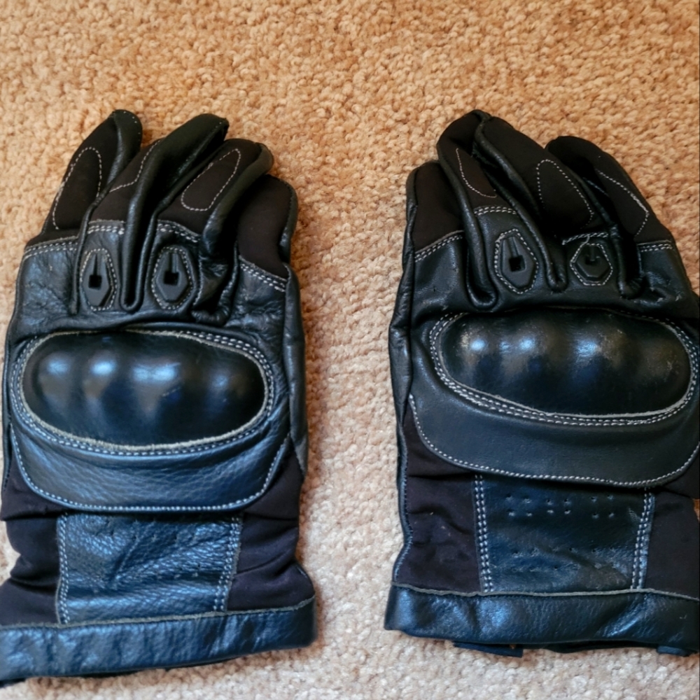 Men's Medium Motorcycle Gloves